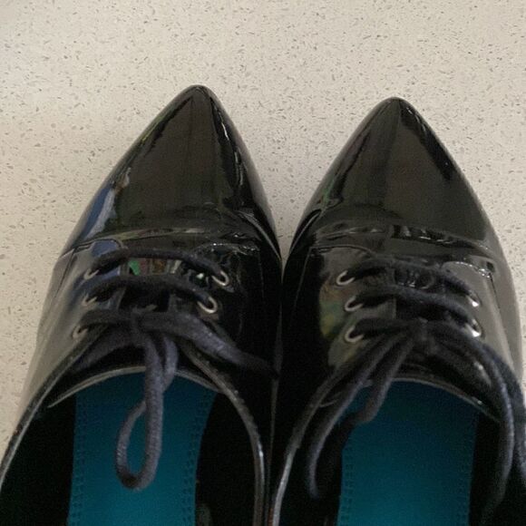 Tildon Astoria Black Shiny Laced Pointed Flats Slip Ons 6 1/2 Goth Witch Street - Picture 9 of 15